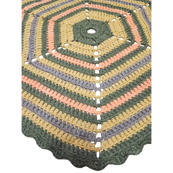 Handmade Crochet Fall Doily Hexagon 26.5" Autumn Table Décor Yellow Green Orange - Picture 5 of 8